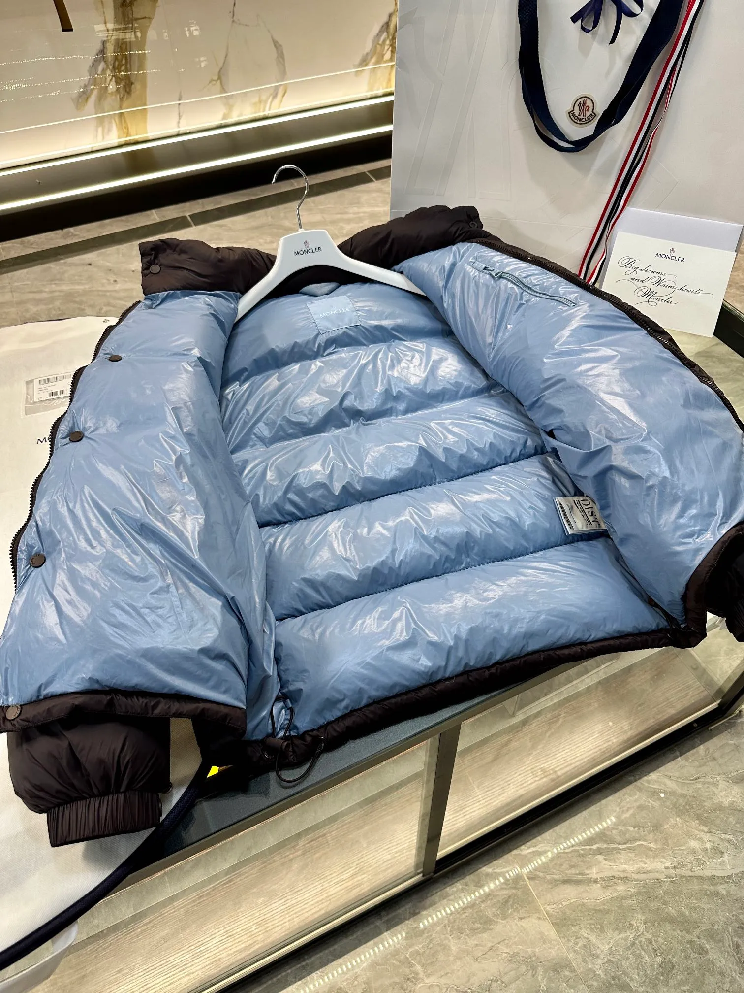 Moncler Cyclone . . . .